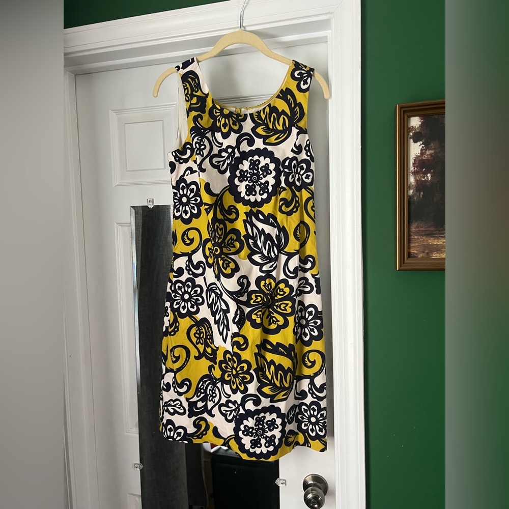 Boden sheath dress color lock yellow and white paisley floral